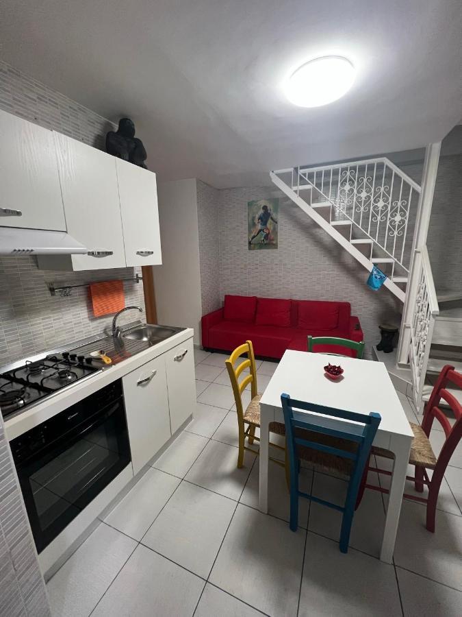 Апартаменты Sciabbacco House Неаполь Экстерьер фото